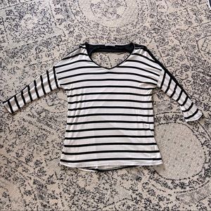 Loveappella Stripe Knot Top with Mesh Inlays Size Medium by Stitch Fix